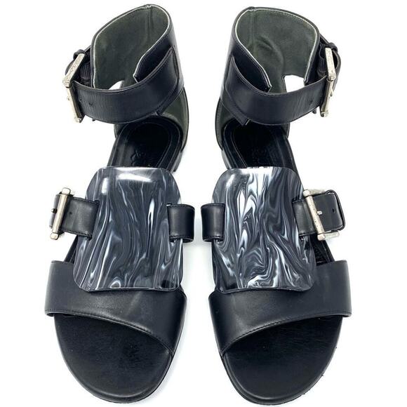 ALEXANDER MCQUEEN FLAT BLACK GLADIATOR SANDAL WITH FAUX TORTOISE BUCKLES DETAIL - Picture 3 of 14
